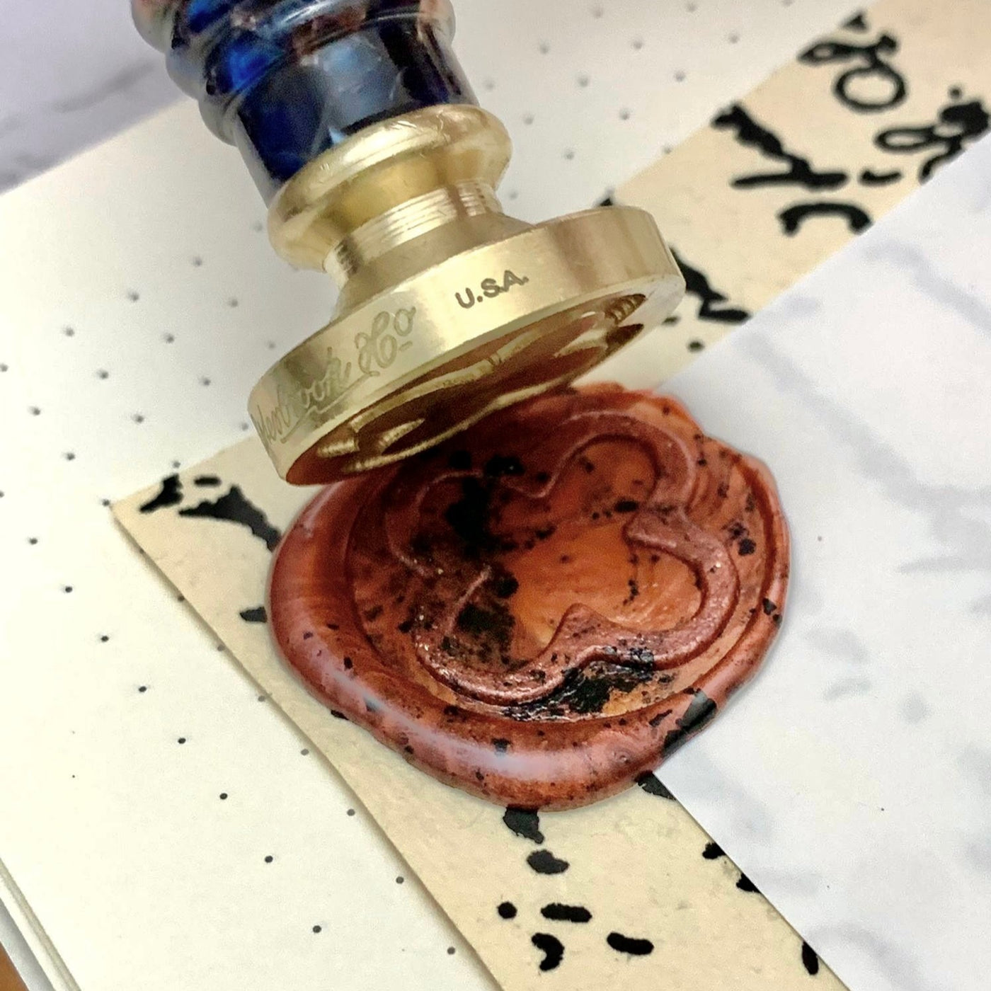 Erm is this at all legit?  XPost: Guide to sealing wax etiquette :  r/fountainpens